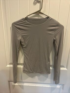 Abercrombie & Fitch Women's Long Sleeve Crewneck Top - Taupe Gray